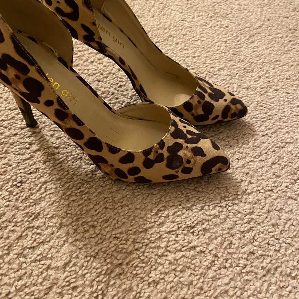 Madden girl leopard design size 5.5